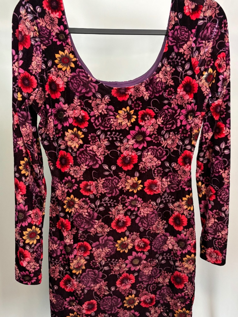 Candie’s Crushed Velvet Floral Mini Dress Size M